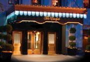 Herzlich Willkommen im The Carlyle 